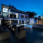 Villa Jolie